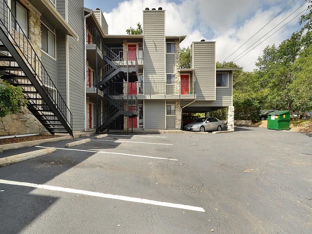 9079 Jollyville RD 303, Austin, TX 78759