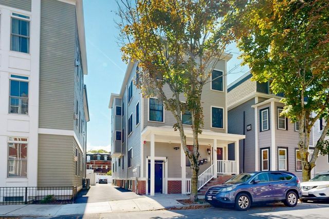 613 E 6th Street 1, Boston, MA 02127