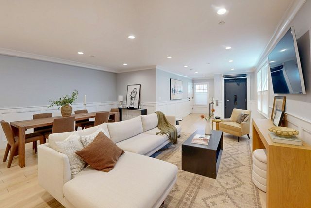 613 E 6th Street 1, Boston, MA 02127