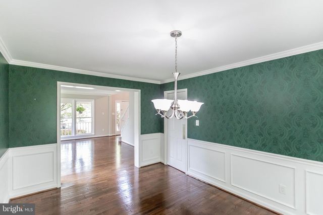 1476 POWELLS TAVERN PL, Herndon, VA 20170