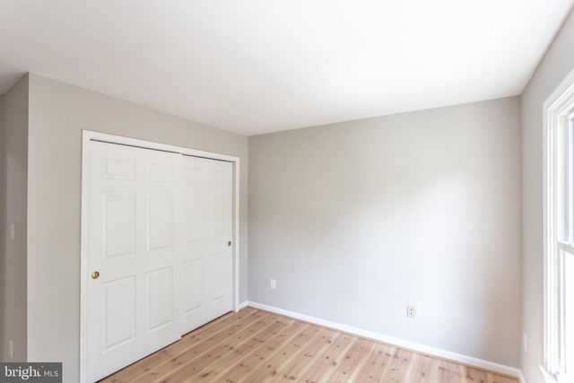 1476 POWELLS TAVERN PL, Herndon, VA 20170