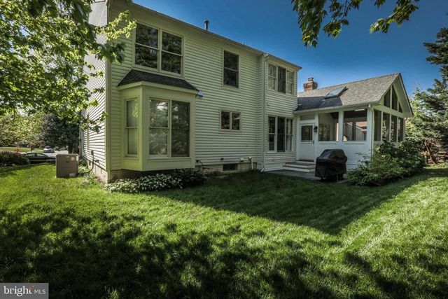 1476 POWELLS TAVERN PL, Herndon, VA 20170