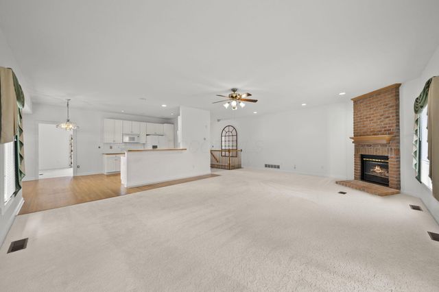 920 Linworth Village Drive, Columbus, OH 43235