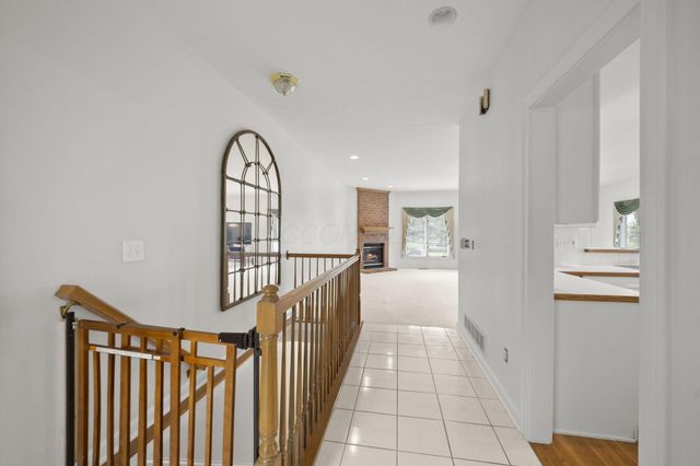 920 Linworth Village Drive, Columbus, OH 43235