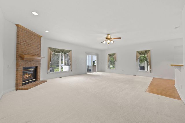 920 Linworth Village Drive, Columbus, OH 43235
