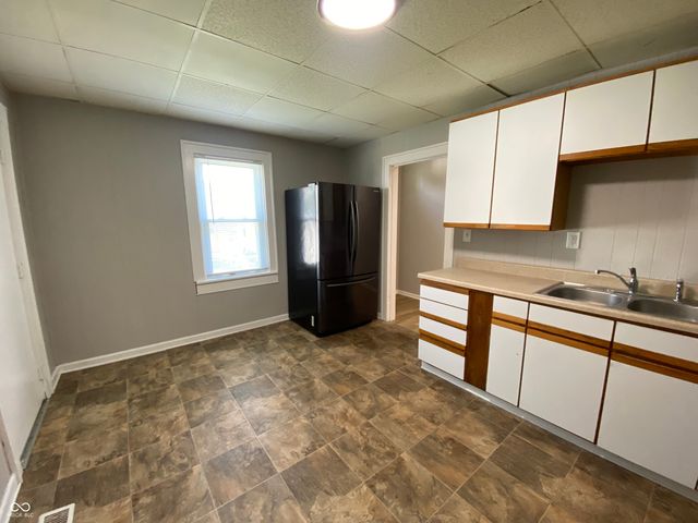 2717 S Moreland Avenue, Indianapolis, IN 46241