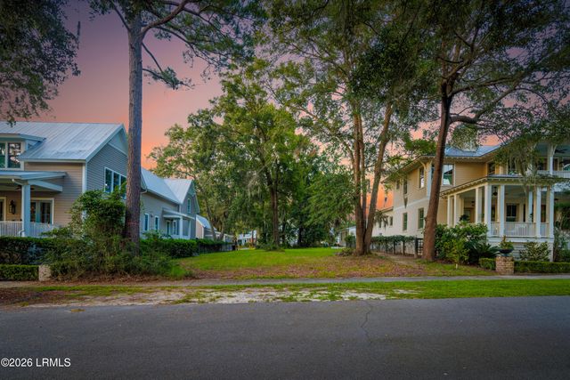 30 W Haven, Beaufort, SC 29906