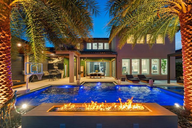 8590 W PARKLAND BAY Trail, Parkland, FL 33076