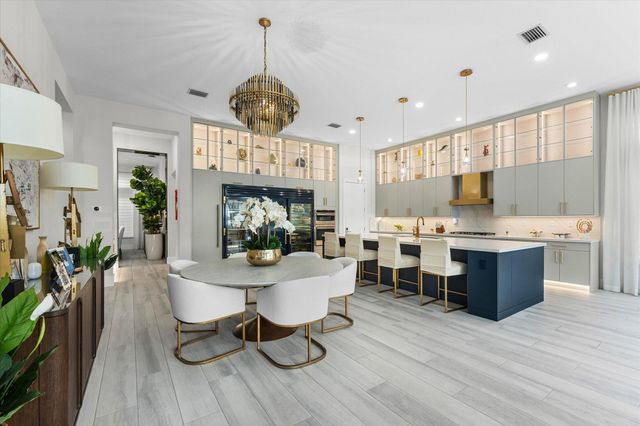 8590 W PARKLAND BAY Trail, Parkland, FL 33076