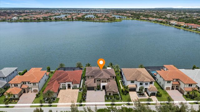 8590 W PARKLAND BAY Trail, Parkland, FL 33076
