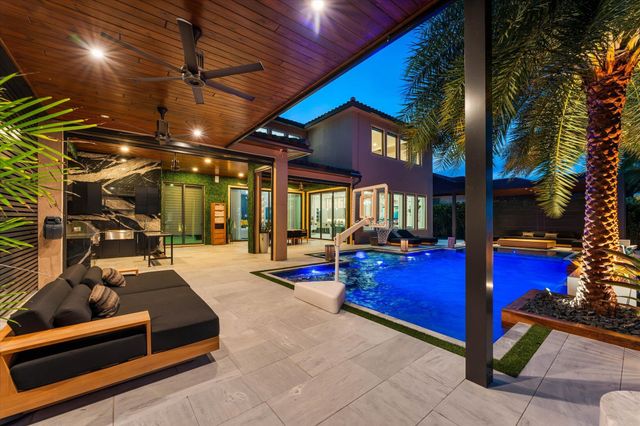8590 W PARKLAND BAY Trail, Parkland, FL 33076