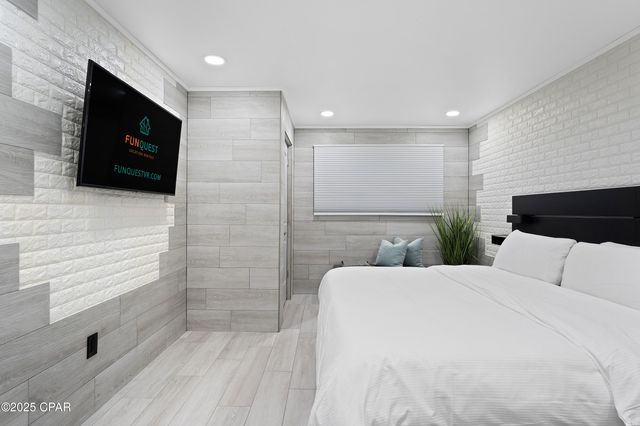 8743 Thomas Drive 231, Panama City, FL 32408