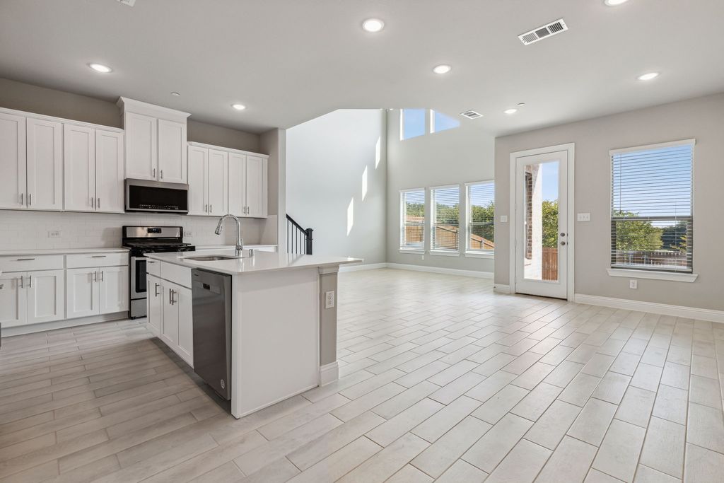 2929 Galveston Street, Plano, TX 75075