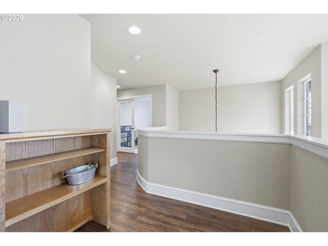 12638 Nw MILAZZO Ln, Portland, OR 97229