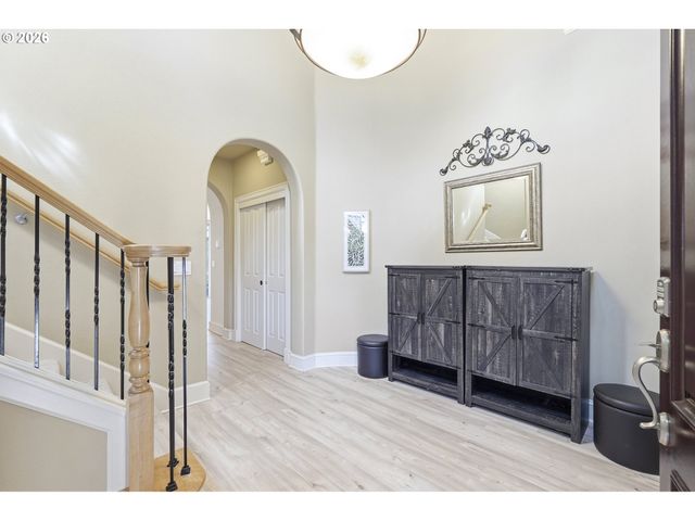 12638 Nw MILAZZO Ln, Portland, OR 97229