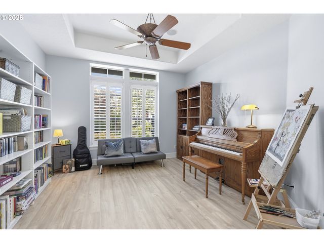 12638 Nw MILAZZO Ln, Portland, OR 97229