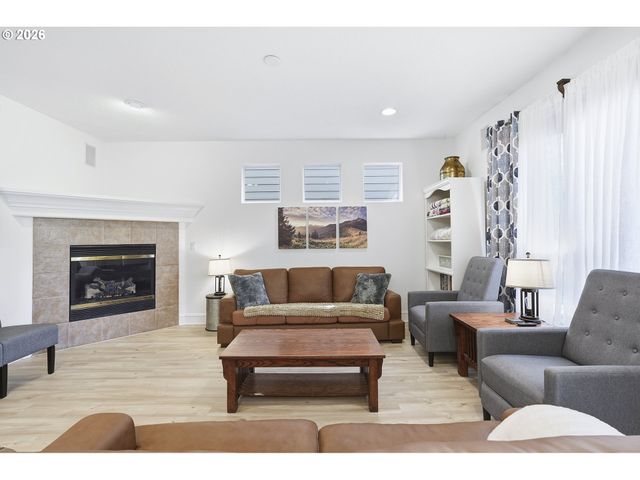 12638 Nw MILAZZO Ln, Portland, OR 97229