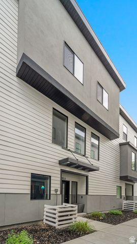 3853 S GRANITE LOFTS LN, Millcreek, UT 84107