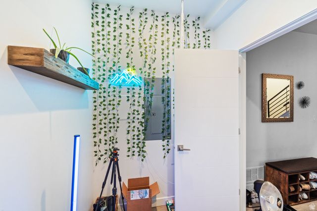 3853 S GRANITE LOFTS LN, Millcreek, UT 84107