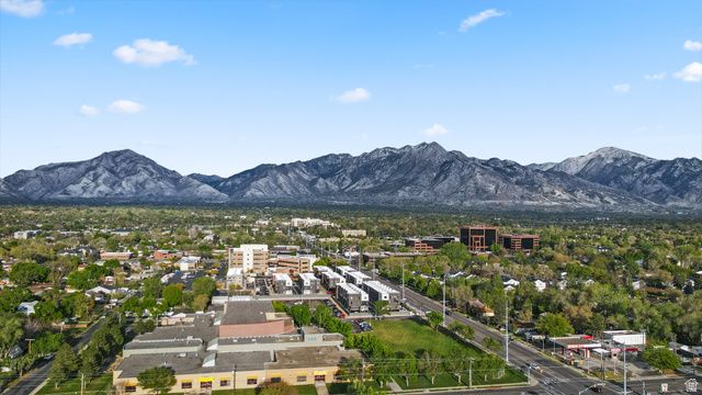 3853 S GRANITE LOFTS LN, Millcreek, UT 84107