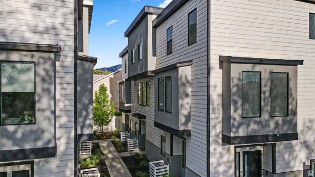 3853 S GRANITE LOFTS LN, Millcreek, UT 84107