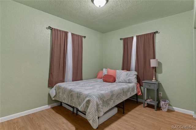 8668 N Elmtree Avenue, Crystal River, FL 34428