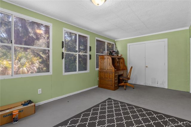 8668 N Elmtree Avenue, Crystal River, FL 34428