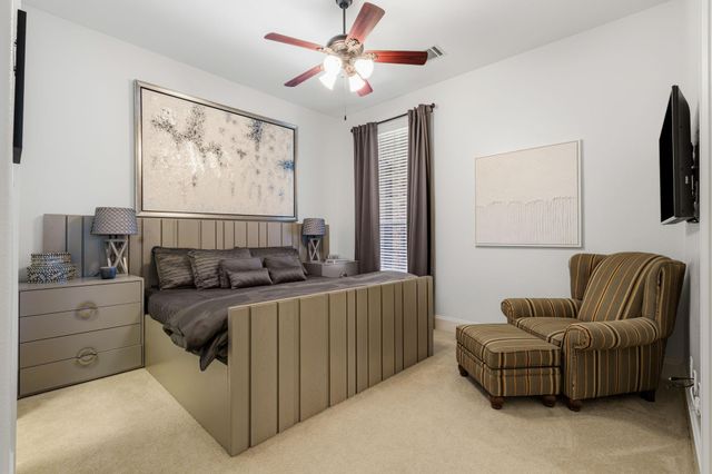 34 N Player Manor Cir, Spring, TX 77382
