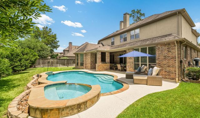 34 N Player Manor Cir, Spring, TX 77382