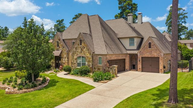 34 N Player Manor Cir, Spring, TX 77382