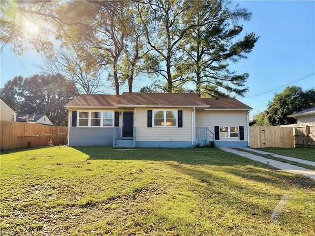 749 Holladay LN, Virginia Beach, VA 23455