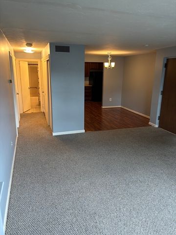 90 Neponset St 801, Canton, MA 02021
