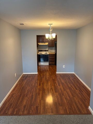 90 Neponset St 801, Canton, MA 02021