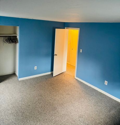 90 Neponset St 801, Canton, MA 02021