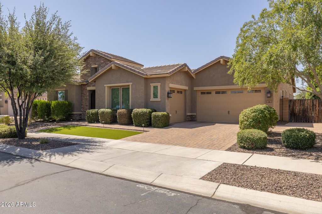 20105 E QUINTERO Road, Queen Creek, AZ 85142 — photo 2