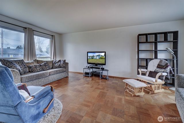 3530 Nome Drive NE, Bremerton, WA 98310