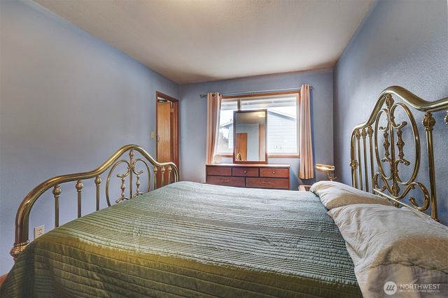 3530 Nome Drive NE, Bremerton, WA 98310