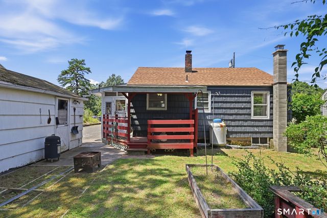 14 Pine Hill Road, Enfield, CT 06082