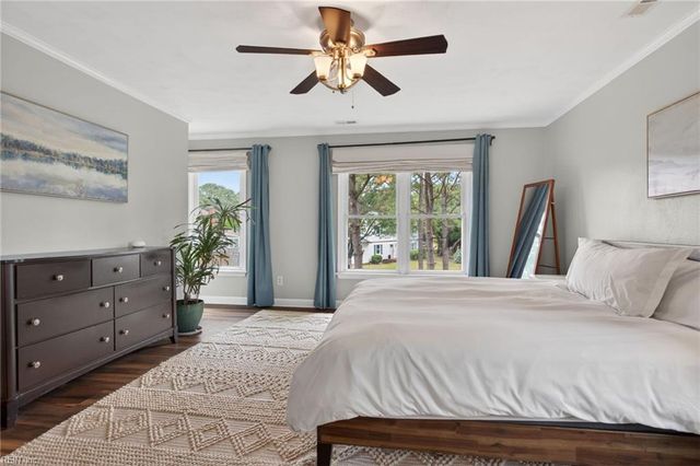 2205 Newbern LN, Virginia Beach, VA 23451