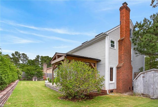 2205 Newbern LN, Virginia Beach, VA 23451
