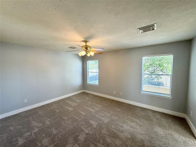 18902 Atasca Oaks, Humble, TX 77346