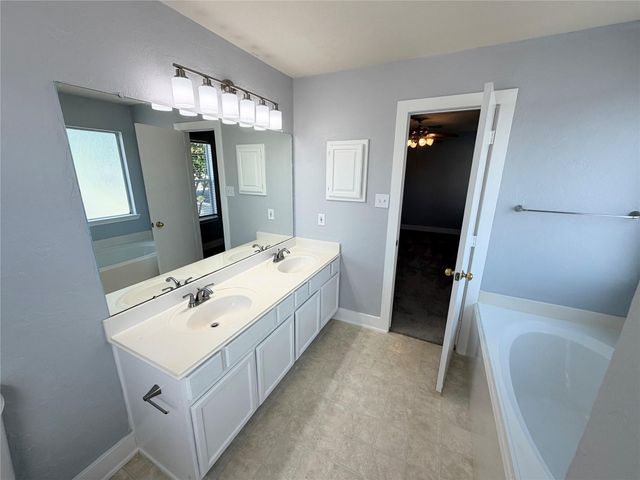 18902 Atasca Oaks, Humble, TX 77346