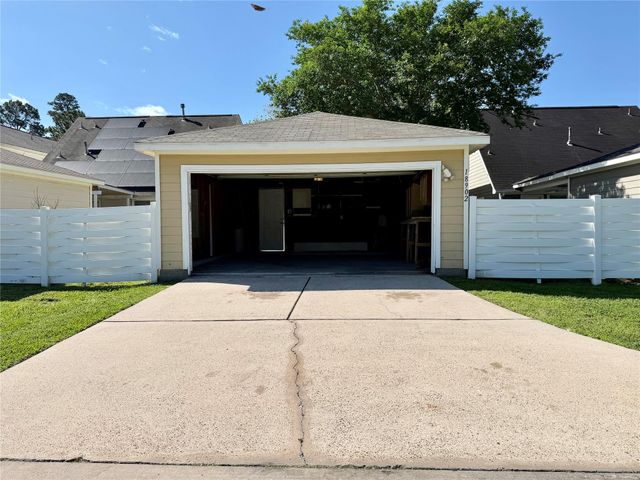 18902 Atasca Oaks, Humble, TX 77346