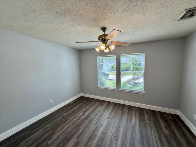 18902 Atasca Oaks, Humble, TX 77346