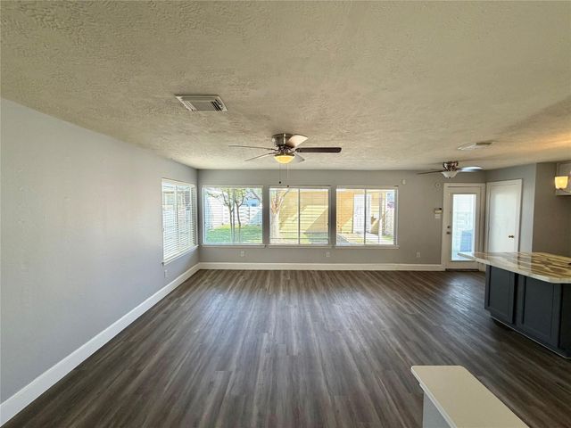 18902 Atasca Oaks, Humble, TX 77346