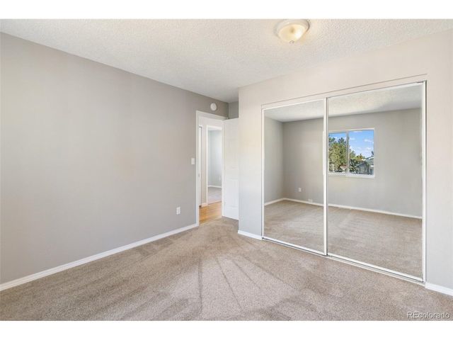 1220 Sundance St, Woodland Park, CO 80863