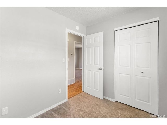 1220 Sundance St, Woodland Park, CO 80863