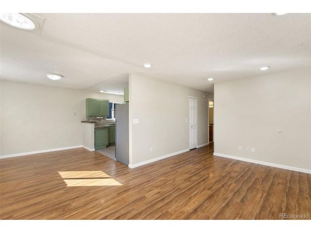 1220 Sundance St, Woodland Park, CO 80863