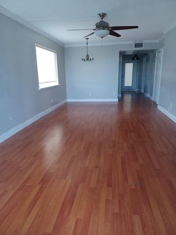 8001 N CRESPI Boulevard 2C, Miami Beach, FL 33141