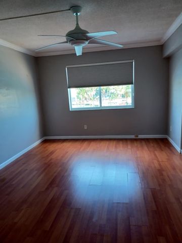 8001 N CRESPI Boulevard 2C, Miami Beach, FL 33141